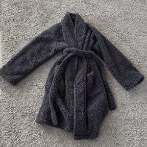 Pottery Barn women’s size small Sherpa robe